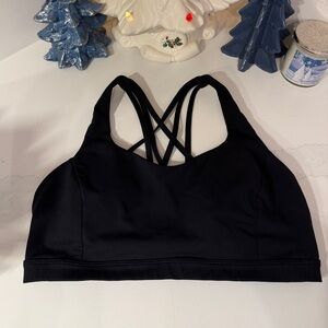 Lululemon Free To Be Wild Strappy Sports Bra Black size 8
